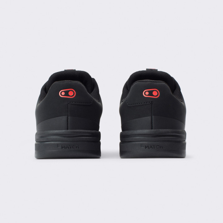BUTY CRANKBROTHERS STAMP LACE BLACK/RED - BLACK OUTSOLE