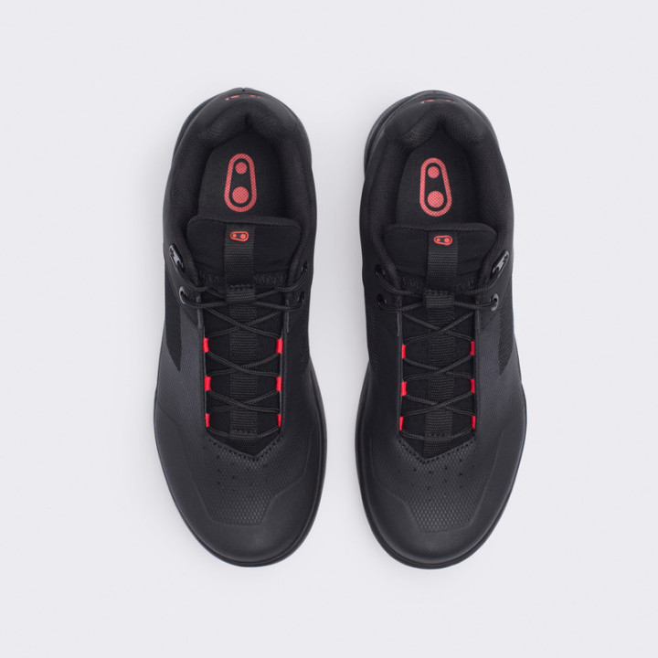 BUTY CRANKBROTHERS STAMP LACE BLACK/RED - BLACK OUTSOLE