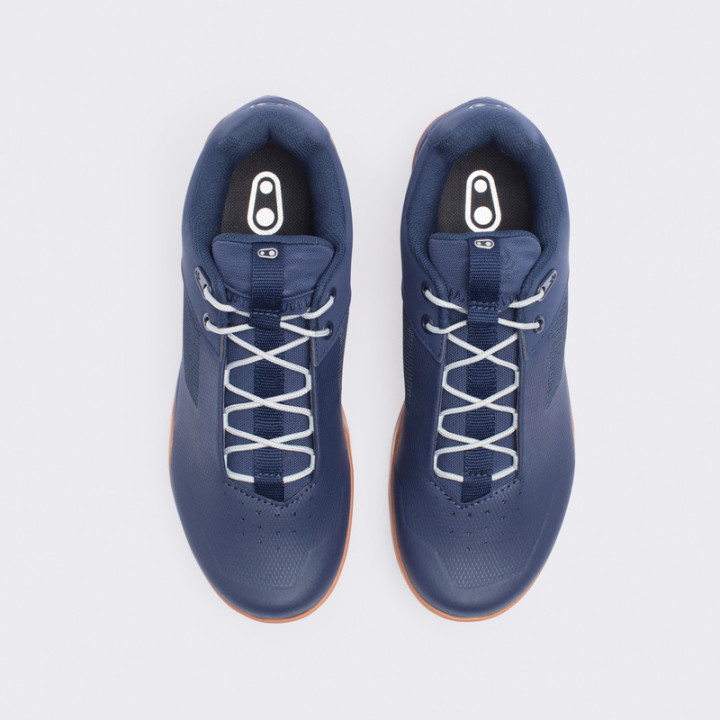 BUTY CRANKBROTHERS STAMP LACE NAVY/SILVER - GUM OUTSOLE