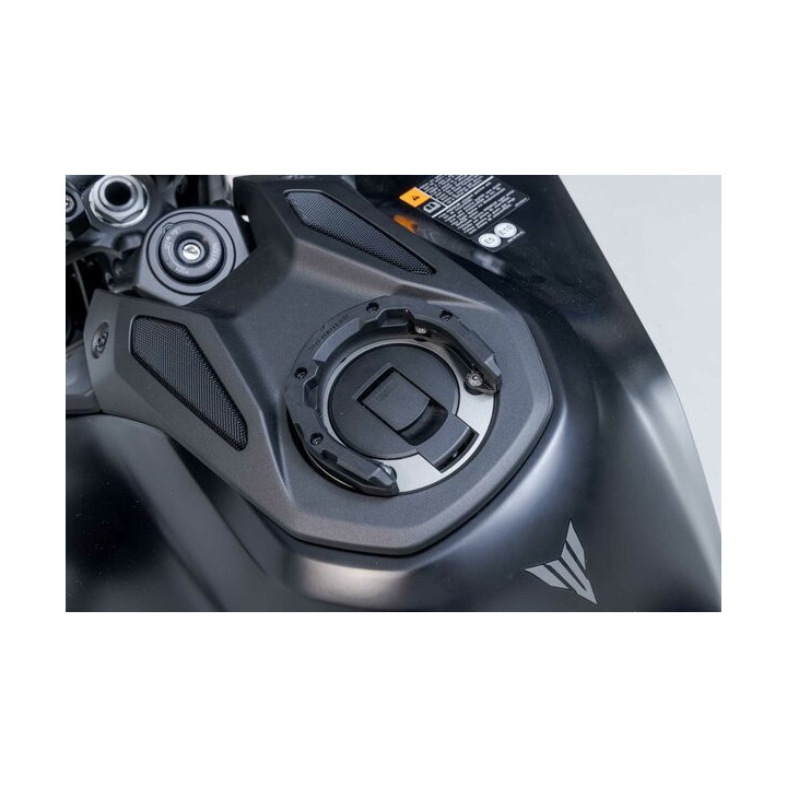 UCHWYT MOCUJĄCY TANKRING PRO SW-MOTECH YAMAHA MT-09 (23-) BLACK