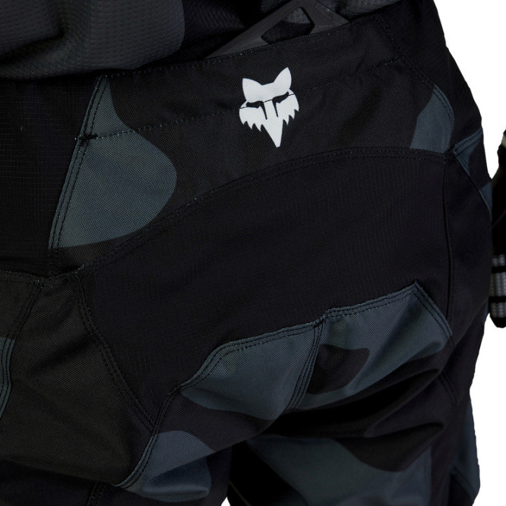 SPODNIE MOTOCYKLOWE FOX 180 BNKR BLACK CAMO