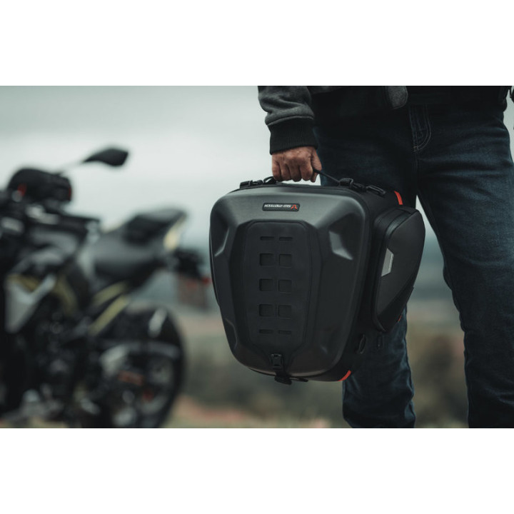 TORBA TYLNA SW-MOTECH PRO REARBAG BLACK/ANTHRACITE 22-34L
