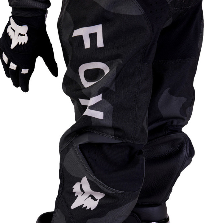 SPODNIE MOTOCYKLOWE JUNIOR FOX 180 BNKR BLACK