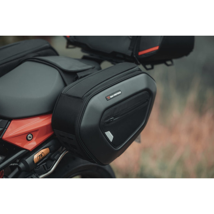 ZESTAW SAKW PRO BLAZE H I STELAŻY SW-MOTECH YAMAHA MT-09 (16-20) BLACK