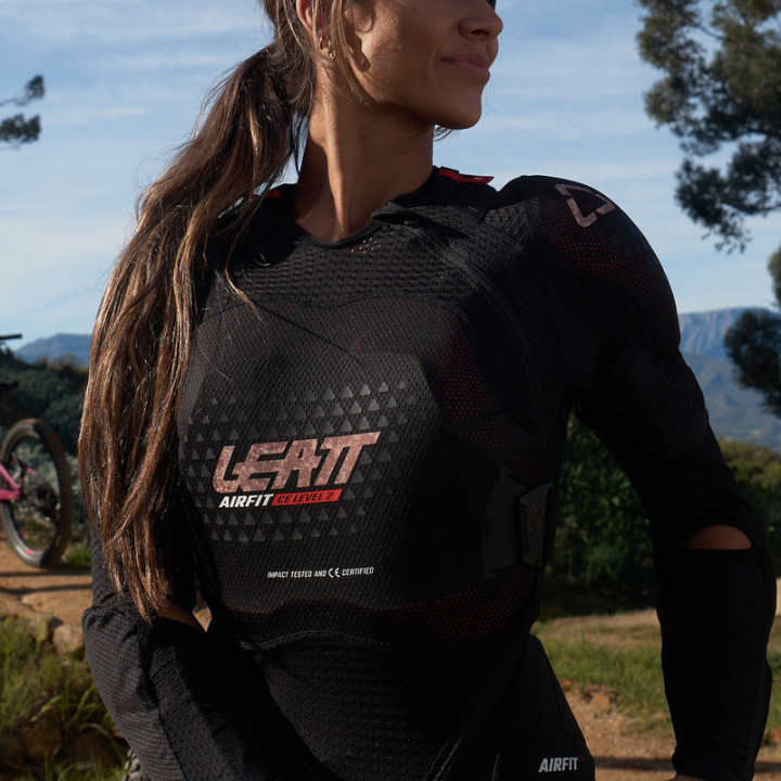 KOSZULKA Z OCHRANIACZAMI LEATT 3DF AIRFIT EVO BLACK