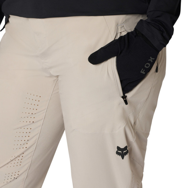 SPODNIE ROWEROWE DAMSKIE FOX FLEXAIR CHALK