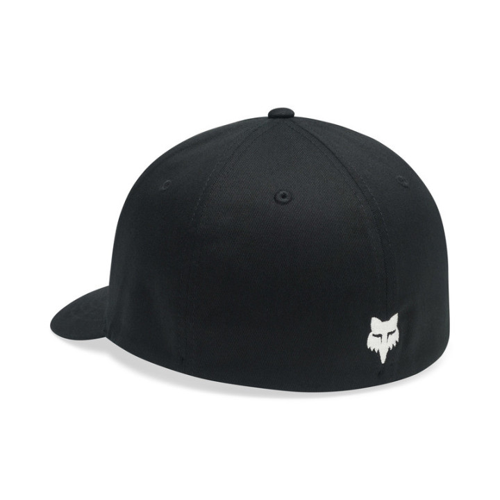 CZAPKA Z DASZKIEM FOX 1974 FLEXFIT BLACK