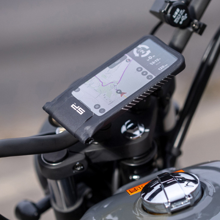 ZESTAW NA KIEROWNICĘ MOTOCYKLA UNIWERSALNY SP CONNECT SPC+ LT UNIVERSAL CASE BLACK