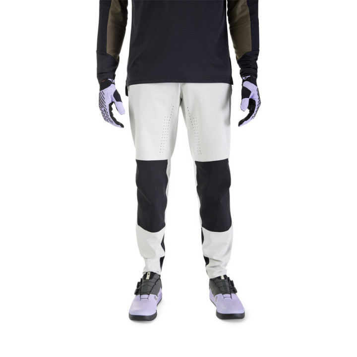 SPODNIE ROWEROWE FOX DEFEND PARK LIGHT GREY