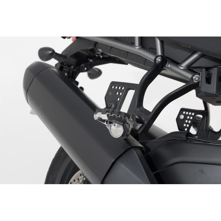 PODNÓŻKI PASAŻERA SW-MOTECH HARLEY-DAVIDSON PAN AMERICA (21-) BMW R 1300 GS