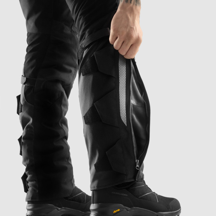 SPODNIE MOTOCYKLOWE TEKSTYLNE REBELHORN HARDY 3.0 BLACK (KRÓTKA NOGAWKA)
