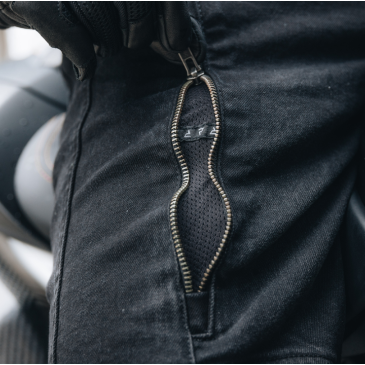 JEANSY MOTOCYKLOWE REBELHORN HAWK 3 REGULAR FIT WASHED BLACK