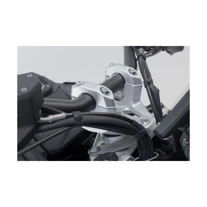 ZESTAW PODWYŻSZAJĄCY KIEROWNICĘ SW-MOTECH 30MM BMW R 1300 GS (23-) SILVER