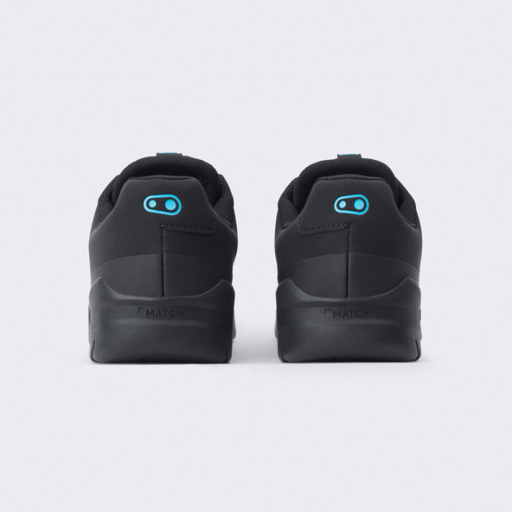 BUTY CRANKBROTHERS MALLET E LACE BLACK/BLUE - BLACK OUTSOLE