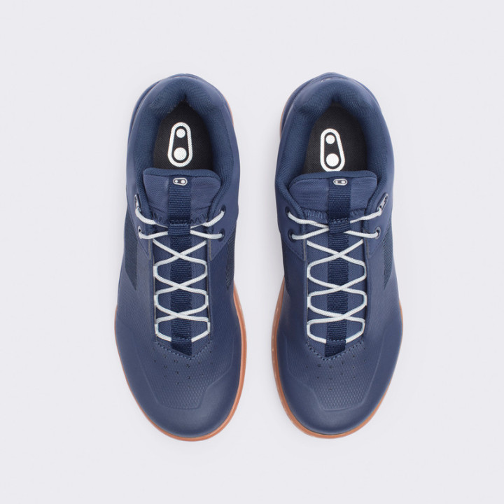 BUTY CRANKBROTHERS MALLET LACE NAVY/SILVER - GUM OUTSOLE