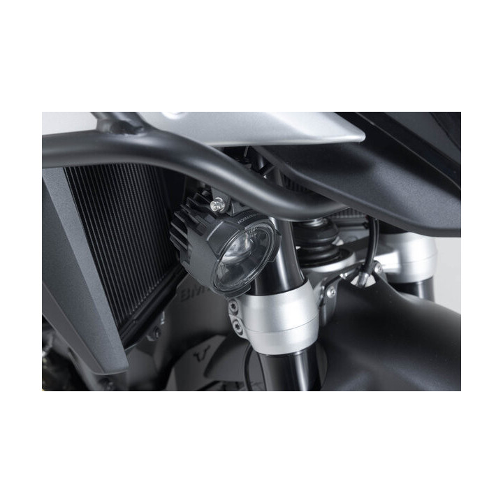 ZESTAW ŚWIATEŁ DROGOWYCH EVO SW-MOTECH BMW R 1300 GS (23-) BLACK