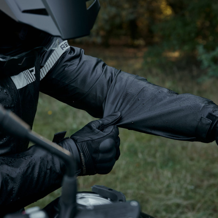 KURTKA PRZECIWDESZCZOWA REBELHORN OCEAN BLACK