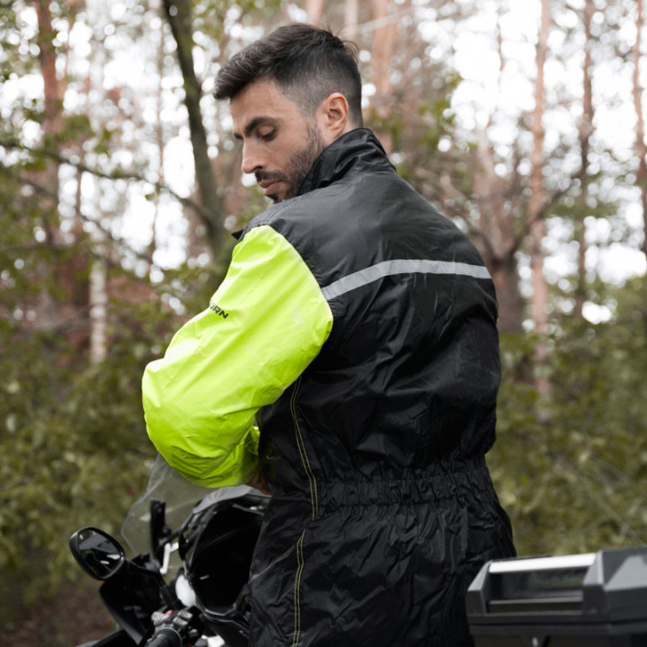 KOMBINEZON PRZECIWDESZCZOWY DWUCZĘŚCIOWY REBELHORN RAIN BLACK FLUO YELLOW