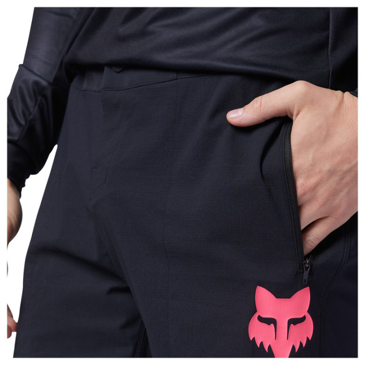SPODENKI ROWEROWE FOX RANGER RACE BLACK PINK 30